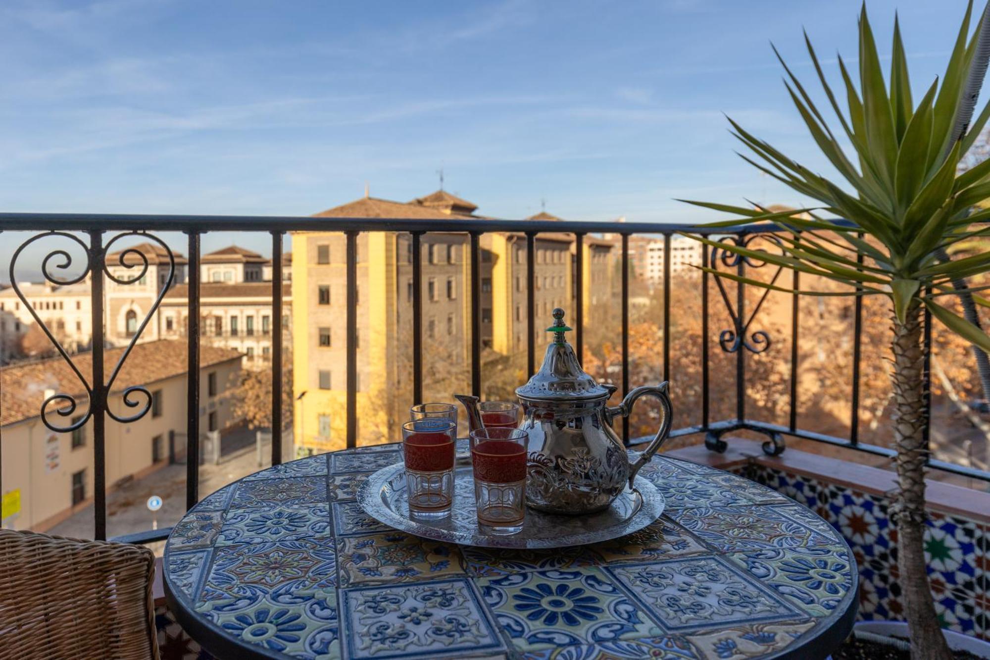 Piso Arco De Elvira Plaza Del Triunfo Apartment กรานาดา ภายนอก รูปภาพ